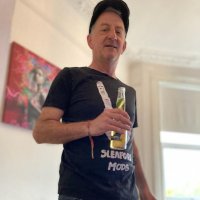 Rob black (@gurtyfitchett) 's Twitter Profile