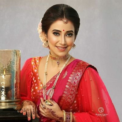 barshabishaya's profile picture. A passionate actor, performer whose strength is her audience...