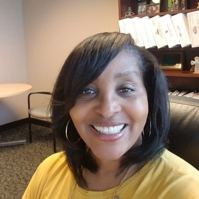 Cassienlctrio's profile picture. 