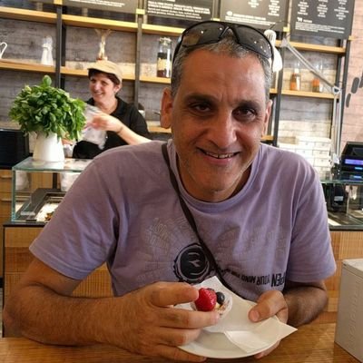 DrorLevy11's profile picture. 