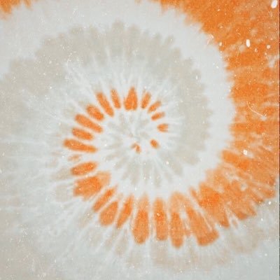 emilyeborn1's profile picture. Trading (meredithtd07 and triflekitten are trusted traders)