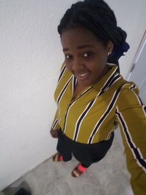 LaraJude3's profile picture. une femme une histoire 🤩