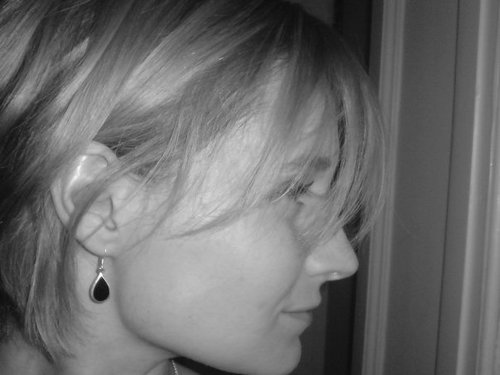 uloop_it's profile picture. Charity Worker and also nutty Inventor of the Security Loop, loves tea, travel and her slippers