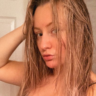 DommeElla's profile picture. Findom | Not like the other bitches - $100 Tribute | Feet | DM for Paypal info; I'll block anything else | Unblock fee depends on how I'm feeling | Verified