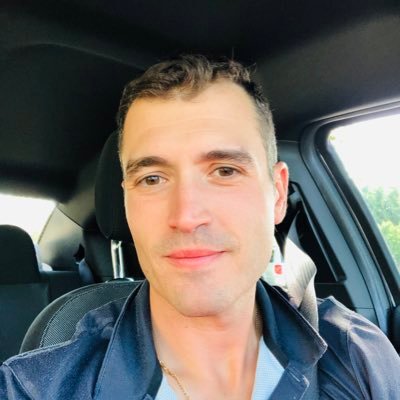 MikeScardigno19's profile picture. 