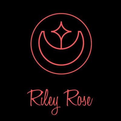 missrileyrose92's profile picture. 18+