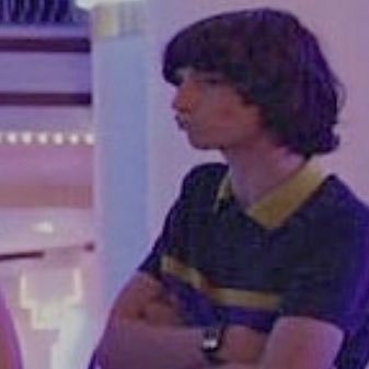 wynniesmom's profile picture. it’s just abba songs and emotions