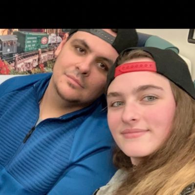 DeySammy's profile picture. Life goes on...Will you?