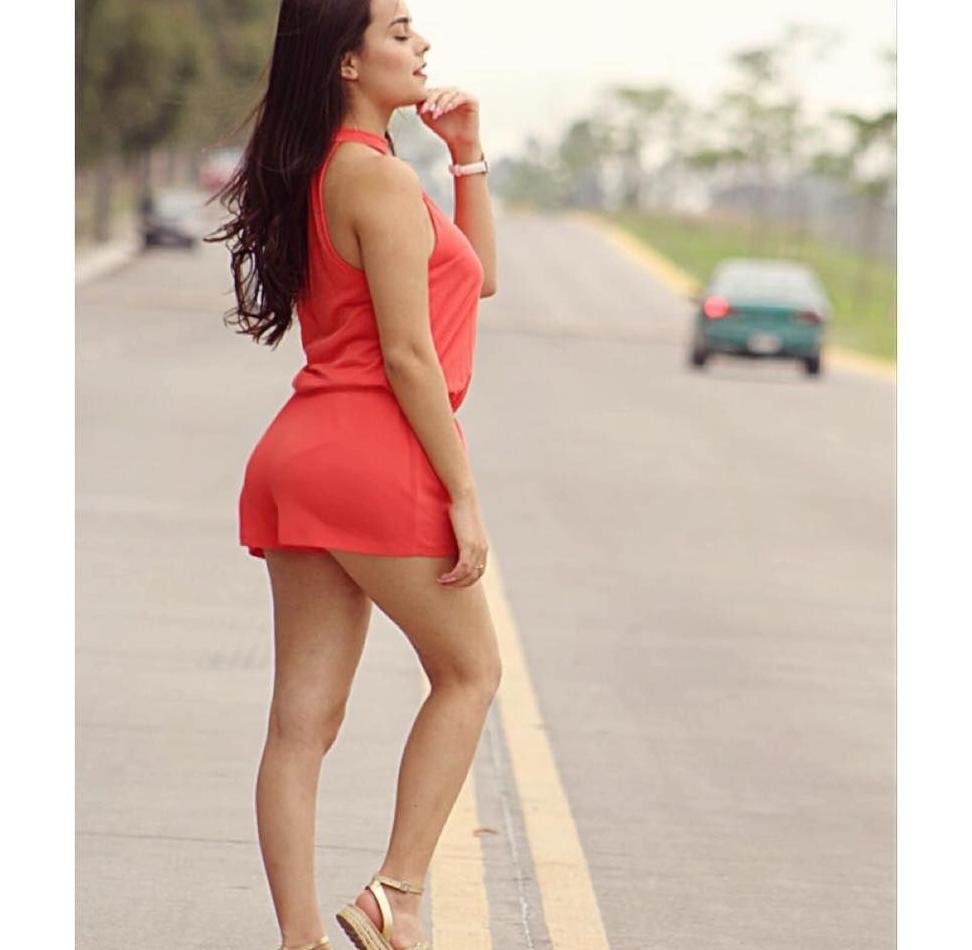 I want to make new friends!Follow me, and I´ll send you my sexy naked photos! 🍓🍑🍑