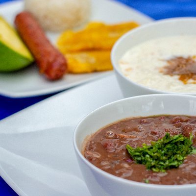 Desayunos sorpresa, almuerzos a domicilio, platos a la carta. Catering. Estamos en #Florencia - #Caquetá - #Colombia 🇨🇴 😋 📲 (+57) 320 458 3524.