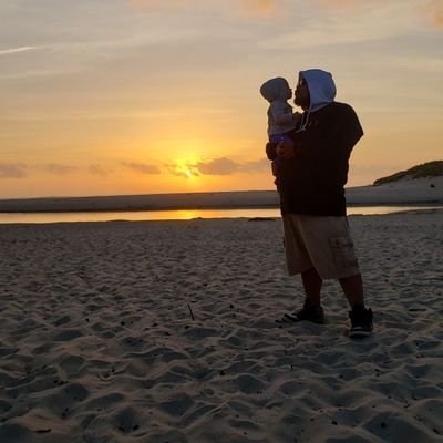 LowLow4254's profile picture. 