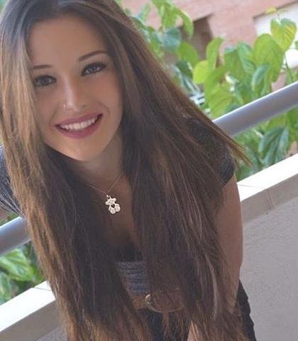 Are you bored? Want to meet a beautiful girl? Add me to receive a very special gift! 💘🍑🎀