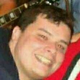 bennytb's profile picture. Me definir em uma linha?! Acho que seria essa -----. o.0