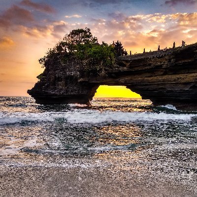 Bali Tourist provides comprehensive range of tourist needs in Bali and other regions in Indonesia