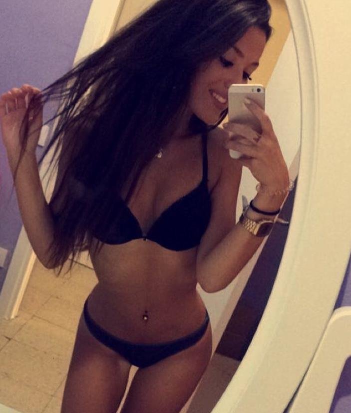 Do you want to get my most favorite photo in Direct? Add me!I want to meet new guys! 🍓👙🎀