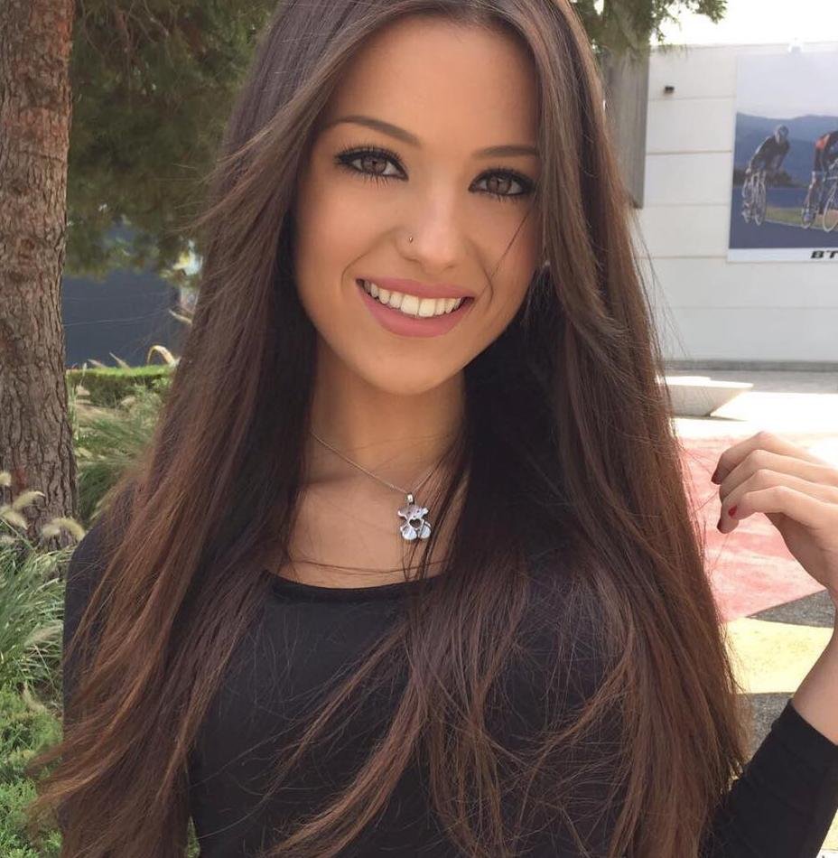 I want to make new friends!Follow me, and I´ll send you my sexy naked photos! 💝🎀👅