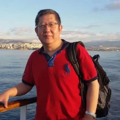 XuDongZhang15's profile picture. An ex surgical oncologist now fighting against cancer in laboratory