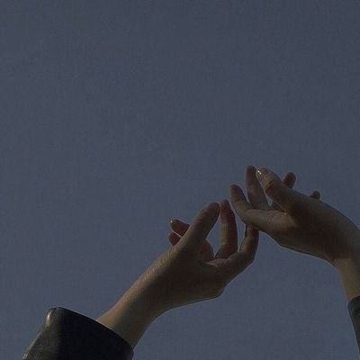 wordsfromheart's profile picture. Love the people, love their soul