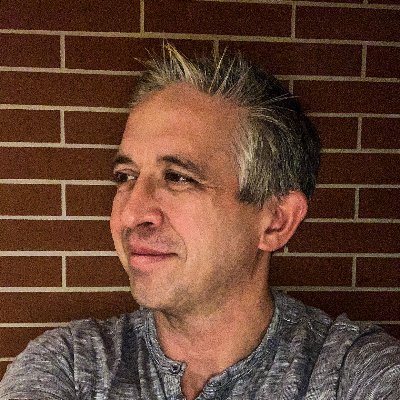 martinkronika's profile picture. Otec skvělých synů, milující partner, fotograf, volejbalista a biker, fanoušek filmů a komiksů.