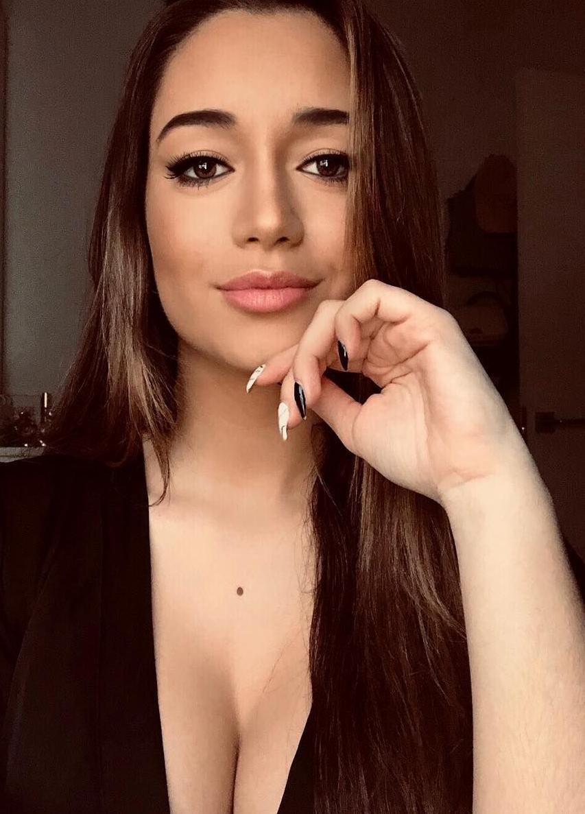 Do you want to get my hottest photo? Follow me quickly, I´ll send it to your Direct 💝😜💖