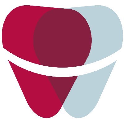 Clínica dental ubicada en el centro de Sevilla. Dentistas especialistas en Implantes dentales y Ortodoncia