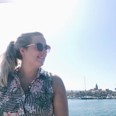 ruthtewkkers's profile picture. Senior Publicity Manager @HardieGrantUK & @QuadrilleBooks 📚 aka I talk about books & food for a living.