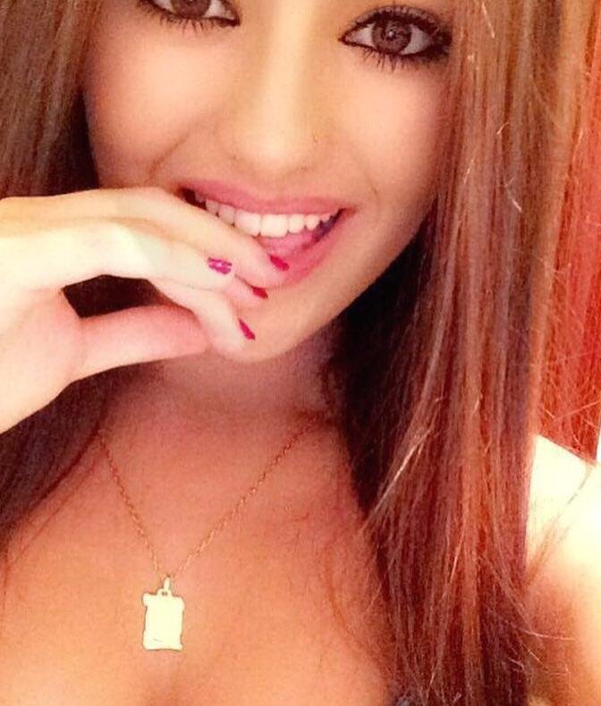 Do you want to see my sexiest photo? Add me and wait for a very nice surprise in Direct 🍓👄🎀