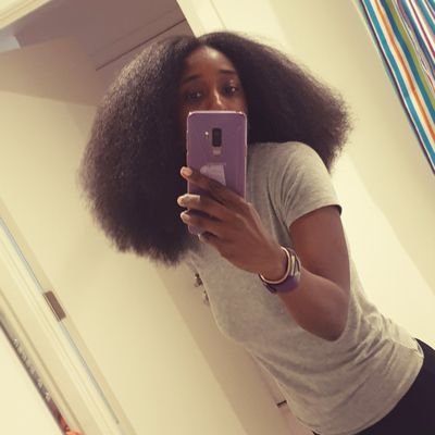 antoinette213's profile picture. 