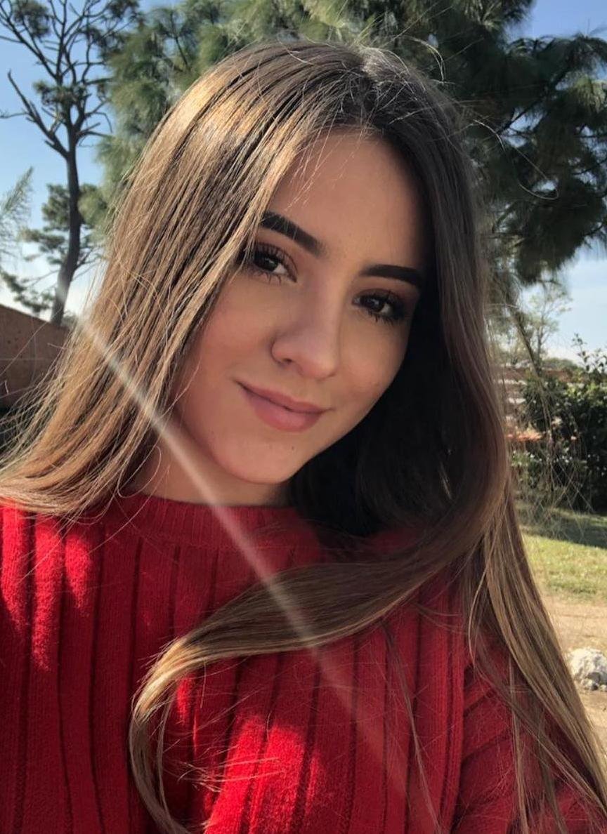 I love meeting new people.Follow me, and I´ll send you all the photos you want 💝👄🍑