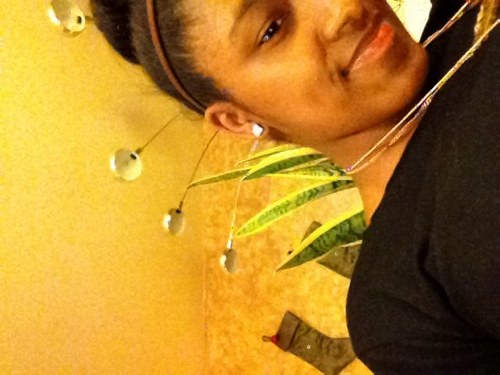 _dimpleszz's profile picture. Diamond|18yrs old|petite|crazy|fun down to earth.. tatted?? yess i follow back :-)
OOVOO- its_a_dymez_lyfe