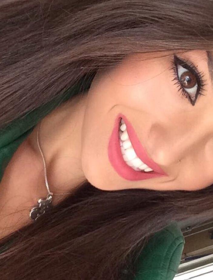 Sexy and lonely girl seeking for new friends.Follow me if you want me to send you some hot pictures. 💝👄👄