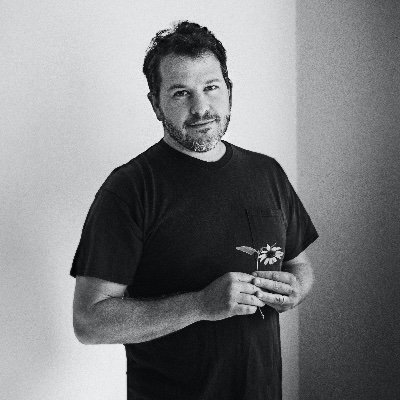 Hard working Design Director @airconyc. Still doing @index_space_org, Formerly working on @twentynine_nyc @garden3d. I like @hiokinai