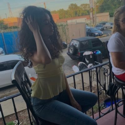 Ariii42250601's profile picture. Lil Dominican baby 🇩🇴