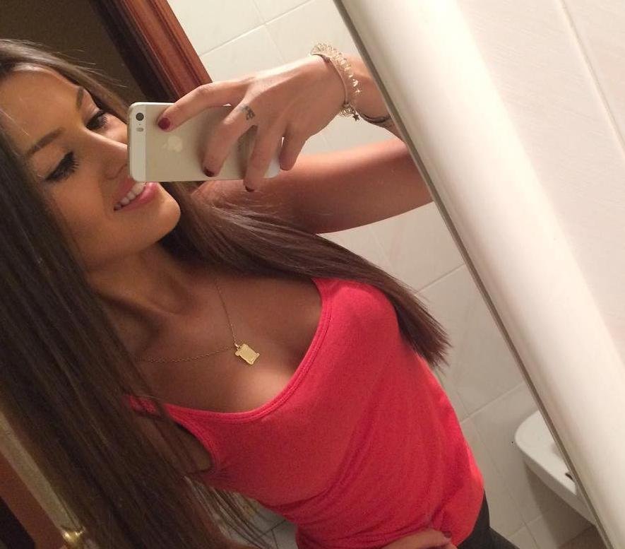 I like being nasty!Follow me, and I´ll send you my special photos! 🍑😋😍
