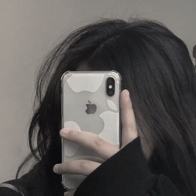 snouwbawll's profile picture. ★ social student || INFJ ★