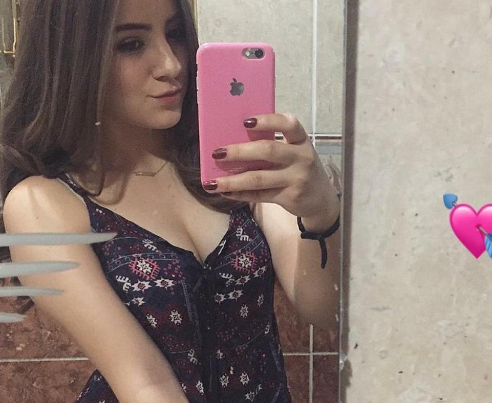 Hi! Are you looking for fun? Me too!Let’s get to know each other on an intimate level.Follow me, I´ll send you my sexiest photo! 💖😜🍑