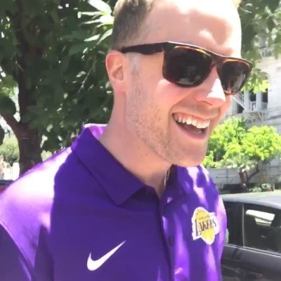 18 yrs and counting NBA CSR Vet @Lakers/ General Manager @lakersgaming / https://t.co/ruXRRBF26u / Steal good fortune from misfortune / #neverbegameover