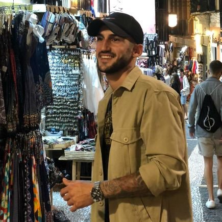 Naava7's profile picture. El tiempo es vida, la plata solo papel.🧷