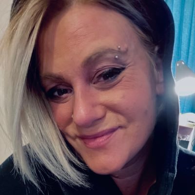 Loving recovering addict Grateful Survivor Blazing trails Orange is the new Stoopid. VT Dem volunteer #Resister #RecoveryPossee #VtDem #Btv #impeachmentmentnow