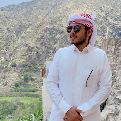 abo3abedx5's profile picture. '' أسوء سجن نفسي من المُمكن أن تحبس فيه ذاتك هو خوفك من نظرة الآخرين وتحليل أفكارهم فيك بشكل مستمر ''