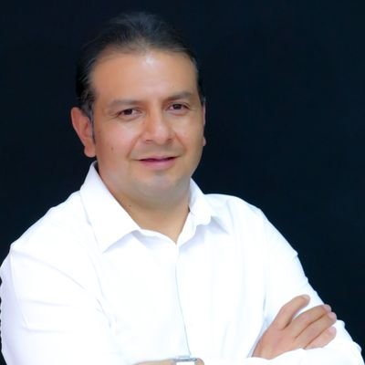 Padre, esposo, hijo y hermano, familia lo más importante de mi vida. Economista, ex Viceprefecto @prefecturaloja, ex Asambleísta Alterno @AsambleaEcuador