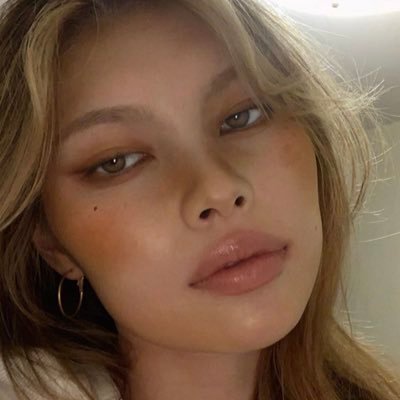 anywaygenesis's profile picture. 