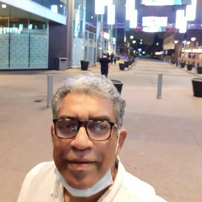 docsukrit's profile picture. 360 degrees