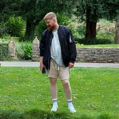 Arsenal F.C lover
wrestling fan
instagram: paulwiseman111
Twitch: paulwiseman111