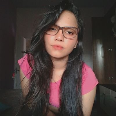 ByahPaiva's profile picture. a procura da felicidade  🍃
insta:byah_paiva