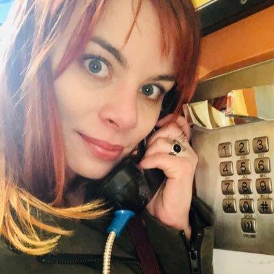 carrieconfetti's profile picture. intergalactic gelfling