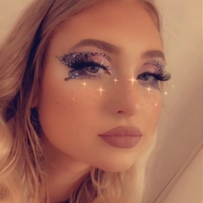 ♑️♊️ ♓️Always full of love 💕 instagram @madihovdek
