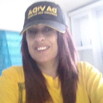 No m gusta la gente falsa , m encantan viajar conocer su cultura, comida, historia ✈⛴🪂⛵y dicen mis amistades q soy la traviesa aventurera bueno soy sociable💃