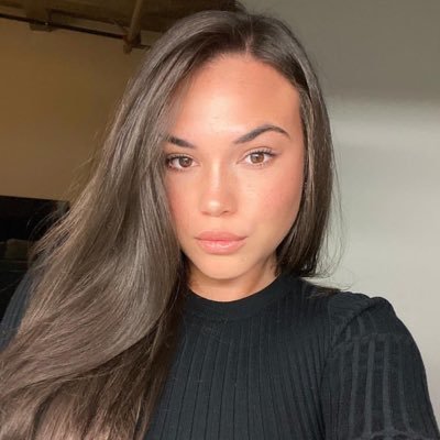 New Twitter. Old one got hacked • Instagram: @isabellnatasha