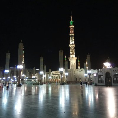 febby_astari's profile picture. 